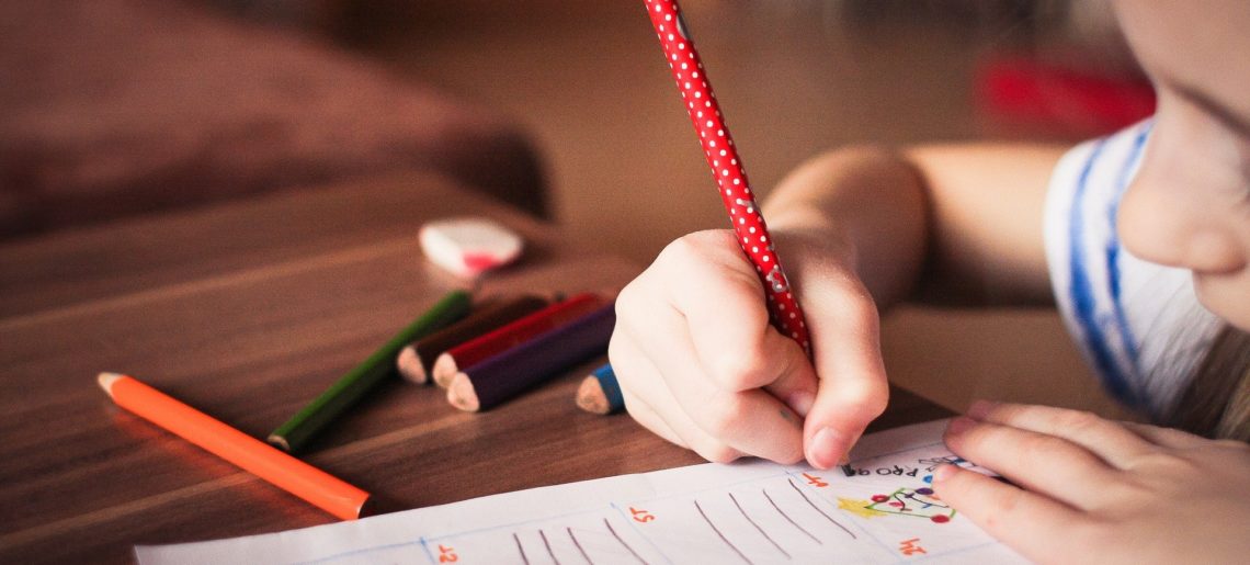 Saiba como ter uma sala de aula infantil organizada e criativa